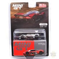 ASTON MARTIN VALKYRIE (HYPER RED) CHASE CAR