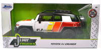 TOYOTA FJ CRUISER CUSTOM (WHITE)