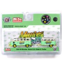 1959 VW MICROBUS DELUXE USA MODEL & TRAILER CHASE