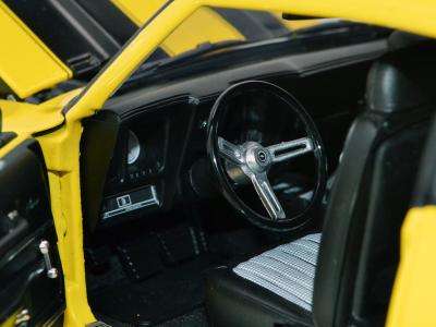 ACME 1/18 – 1970 Chevrolet Chevelle Street Fighter Yellow/Black – Modèle Réduit Diecast
