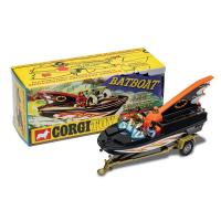 CORGI 1:46 1966 TV BATMAN  BATBOAT AND TRAILER