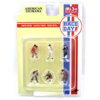 AMERICAN DIORAMA-1:64 FIGURES - RACE DAY 1