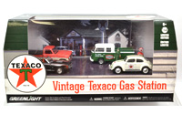 MULTI-CAR DIORAMAS - VINTAGE TEXACO GAS STATION