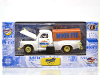 1949 STUDEBAKER 2R TRUCK (CHASE CAR)