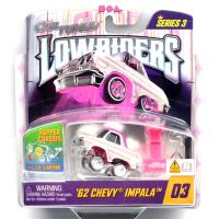 LOW RIDERS SHOW GLOW SERIES 3 - '62 CHEVY IMPALA