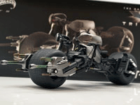 BATMAN THE DARK KNIGHT RISES BAT-POD