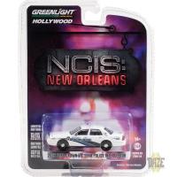 2006 FORD CROWN VICTORIA POLICE INTERCEPTOR - NCIS