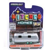 1971 AIRSTREAM LAND YACHT SAFARI W/AWNING(GREEN MA