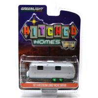 1971 AIRSTREAM LAND YACHT SAFARI (GREEN MACHINE)