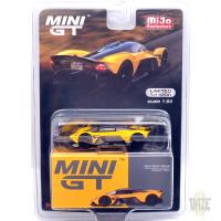 ASTON MARTIN VALKYRIE (SUNBURST YELLOW)