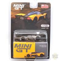 ASTON MARTIN VALKYRIE (SUNBURST YELLOW) CHASE CAR