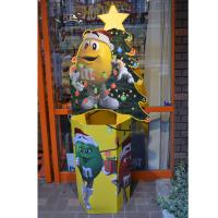 M&Ms  CARDBOARD DISPLAY - X'MAS TREE